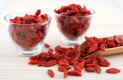 Best dried goji berries nutrition with vitamins