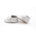 Fashion Shoes New Born Baby Moccasins in Buck