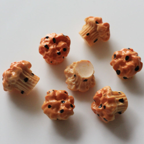 Nettes neuartiges Design 3D lose klumpige Harzperle Cabochon Mini Cake Poocorn Stil für die Dekoration Schleimherstellung