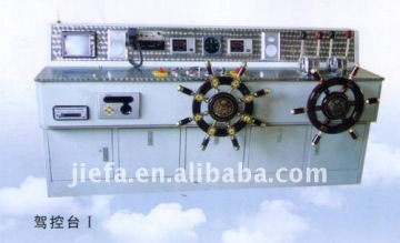 Hydraulic swing-cylinder steering gear