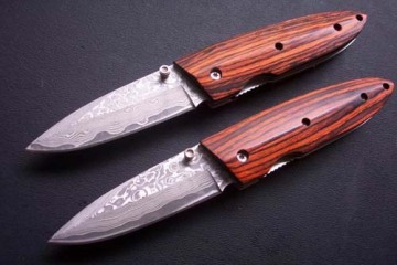 damascus steel blade pocket knife w,hardwood handle