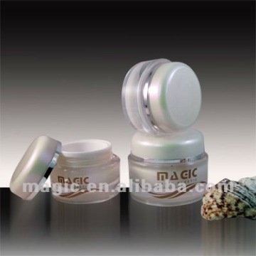 magic cosmetic cream empty jar