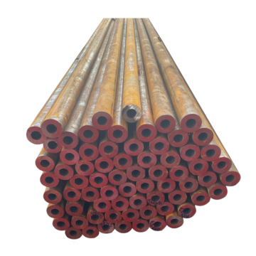 Q215 Seamless Petroleum Cracking Steel Pipe