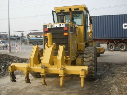 Used CATERPILLAR motor grader 140H