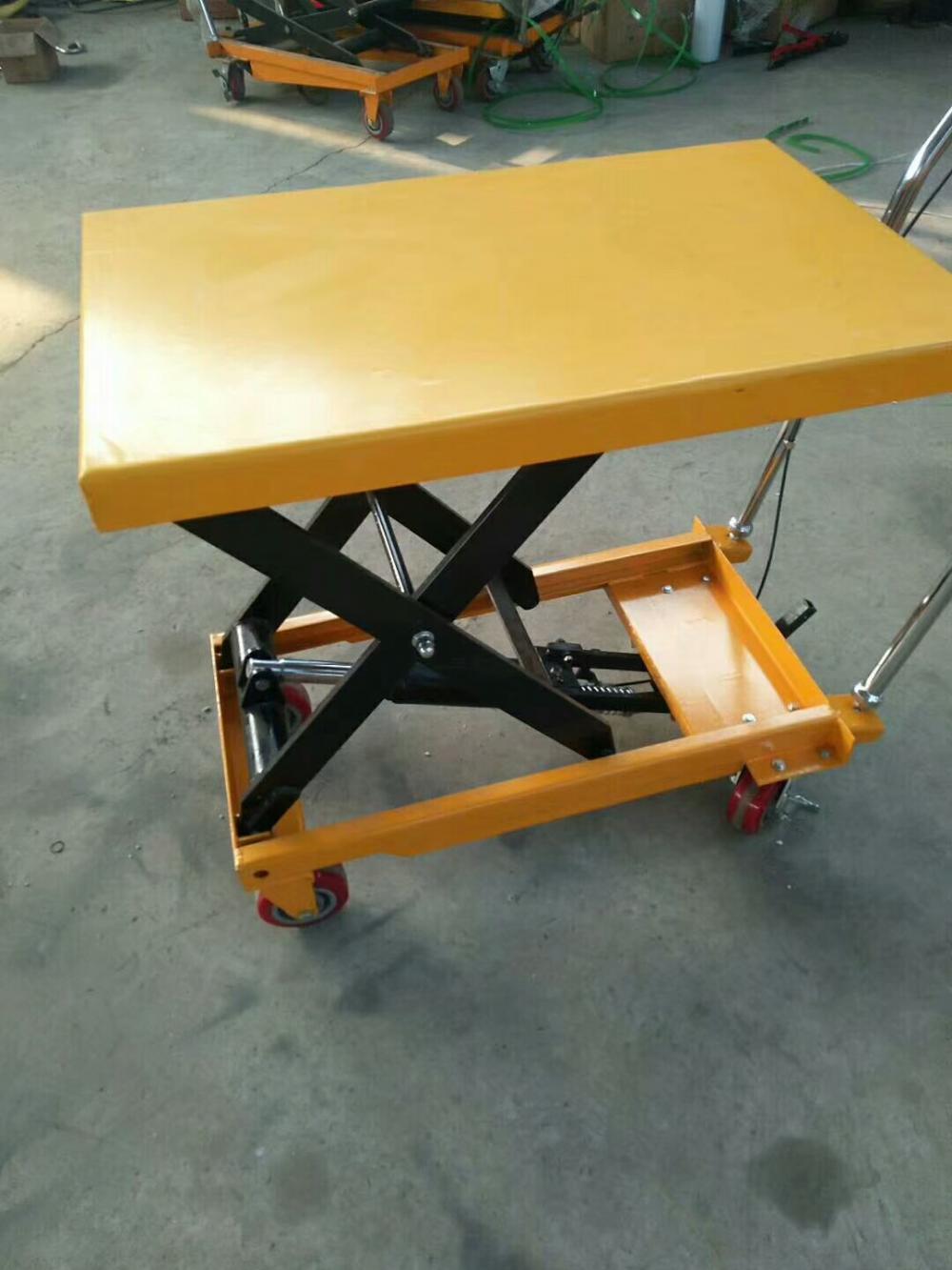 Mesa elevadora con carretilla de trabajo pesado de 150 kg.