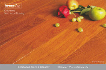 Modern Chinese  Solid Wood Flooring With Glossy Surface / E0 Formaldehyde Emission