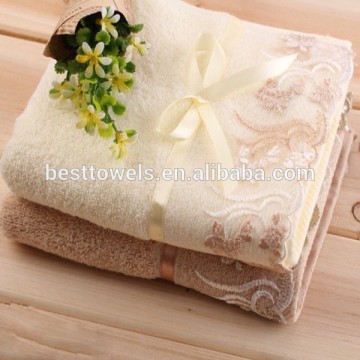 terry 100%cotton laced towel