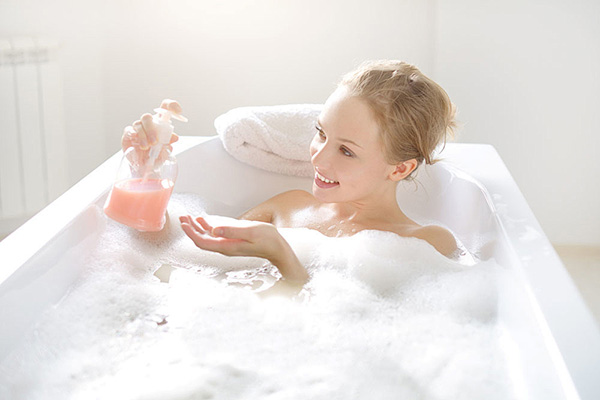 arbutin powder in shower gel