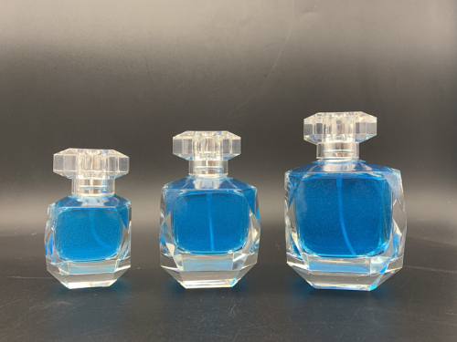 Elegant 60 ml diamond-glass perfume bottle