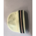 Cappello lavorato a maglia Fashion Dome in vendita