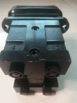 Shantui SE220 Excavator Wide Body Foot Valve