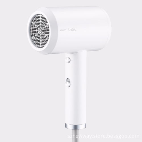 blow dryer
