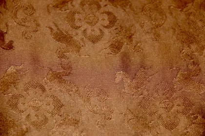 Zaokong Xiyu Heritage Silk Silk Road Galloping Horse Top