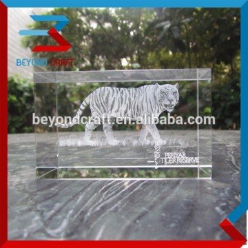 3d laser tiger souvenir crystal cube