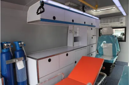 Dongfeng Four Wheel Drive Intensive Ambulance