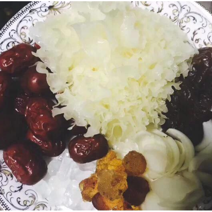 Delicioso fungo de orelha prateada