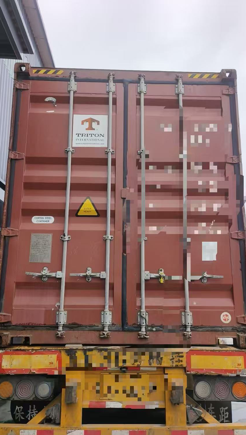 Quality Wins Repeat Customers! 10 Containers of Rislife Tires Shipped Overseas in a Single Batch