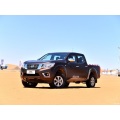 Pickup Truck double cabin Mesin 4WD 2.5