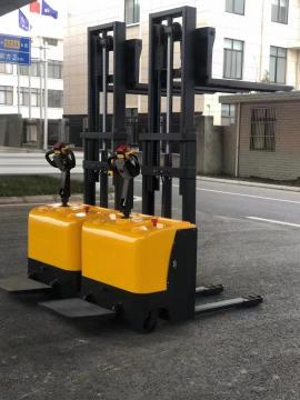 Semi-electric handling and stacking truck