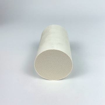 Honeycomb ceramic for three-way catalytic converter