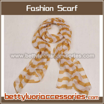 SQUARE SCARF