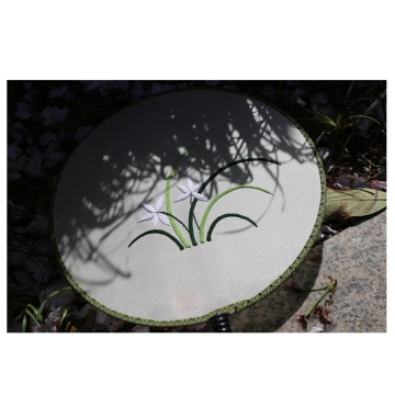 Summer Hanfu Embroidery: Aesthetic Orchid Grass Pattern Fan - Bridging Traditional Beauty and Modern Dance