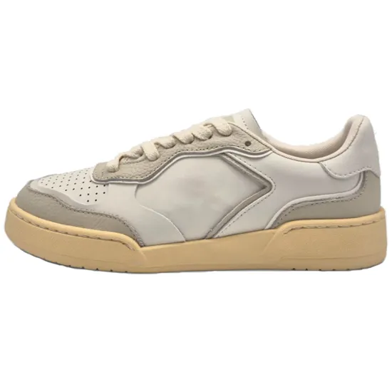 White Tie-on Sneakers Suitable for Any Occasion