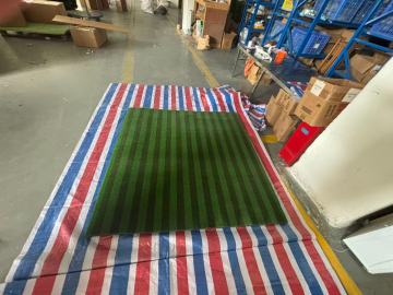 150x150cm Two-Tone Striped Nylon Golf Hitting Mat