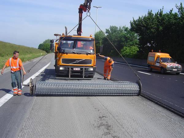road-mesh-road-construction
