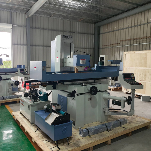 Smerigliatrice di superficie MY50100 con controllo PLC