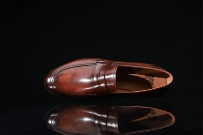 New Style Leather Men′ S Leather Shoes