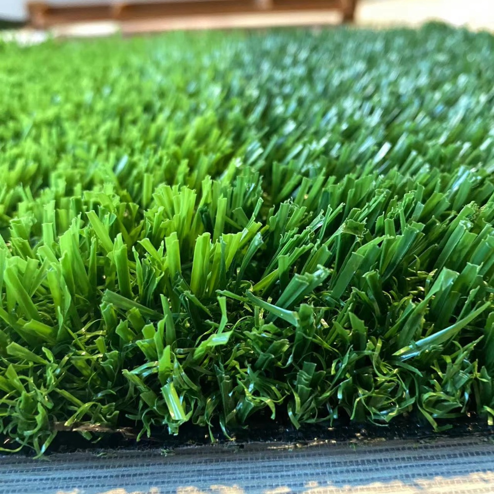 Artificial Grass for Outdoor Landscaping