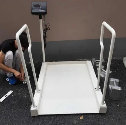 Portable medical wheelchair weighing scale