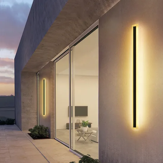 IP65 Waterproof Black Modern Outdoor LED Linear Wall Light for Garden Wall Surface Mounting