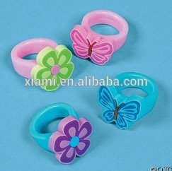 2016 promotional gift custom cheap printed debossed Cartoon Rubbber silicone rings