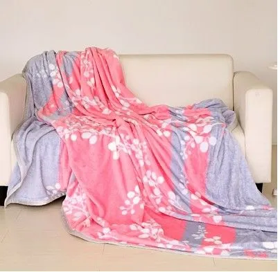 Children Cartoon Colorful 100 Polyester Blanket Comfortable , Double Size Blanket