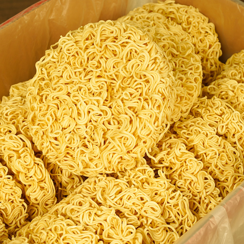 Noodles istantanei fritti della Corea di massa