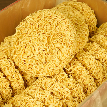 fried round instant noodles