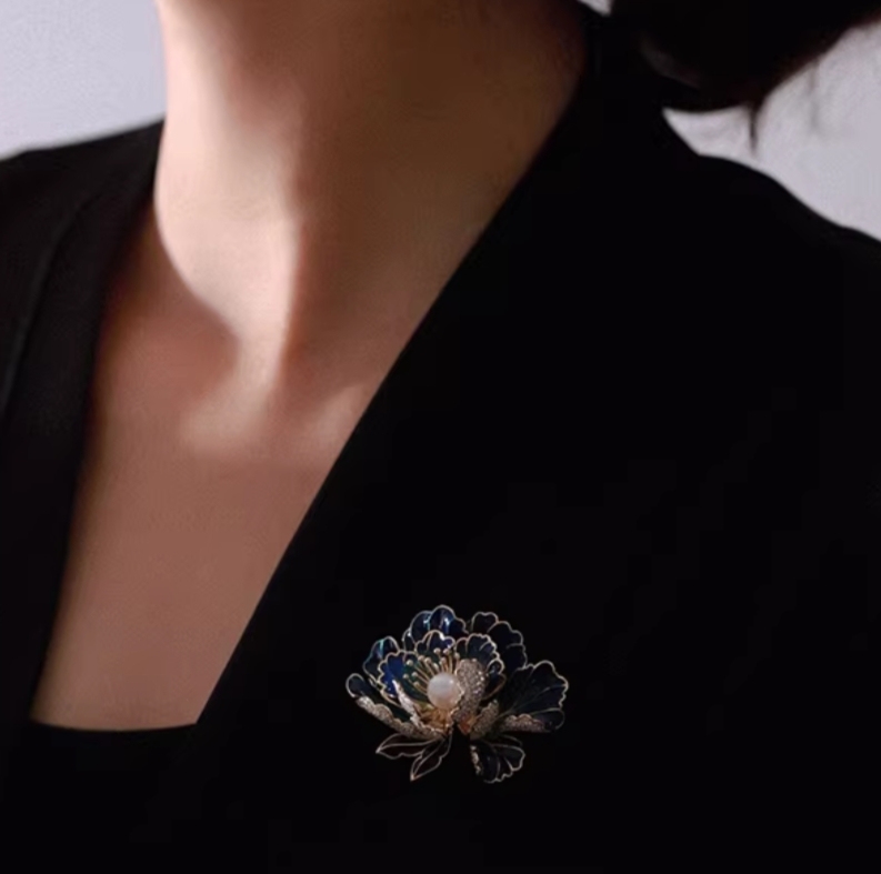 Peony Openwork Enamel Pearl Brooch