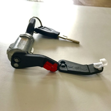 TRUNK LID LOCK với phụ tùng ô tô KEY Lock