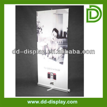 Deluxe Retactable roll up sign