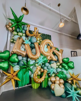 Lucky St. Patrick's Day Balloon Set