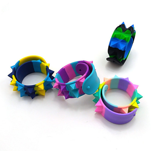 Spike Shape Food Grade Silicone Bracelets for Kids