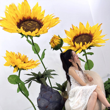 Hoa thủ công cho trang trí khách sạn và trung tâm thương mại