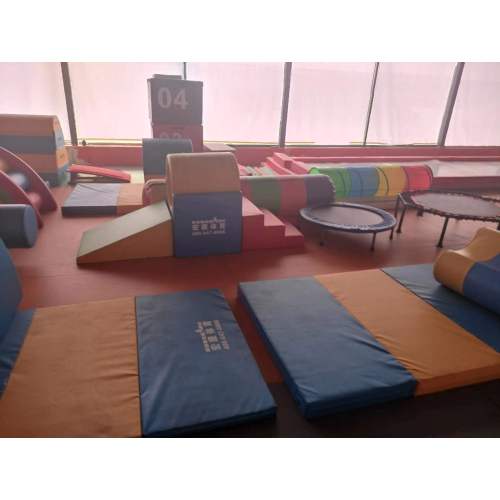 Foldable Children's Horizontal Bar for Indoor Fitness