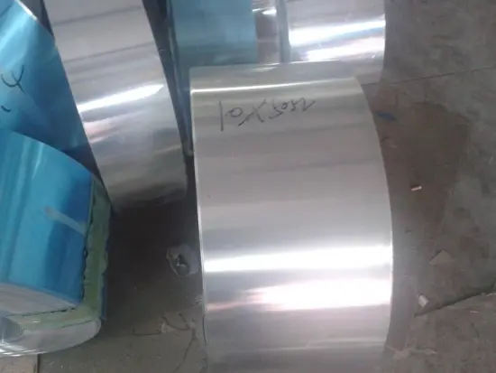 Anodized aluminum foil for lamp reflector