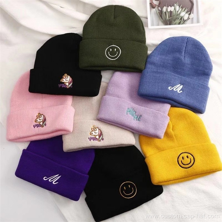 Men Women Smile Face Beanies