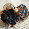 The Granule peeled black garlic