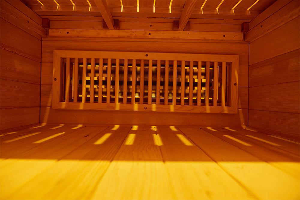 Far infrared sauna room wooden sauna