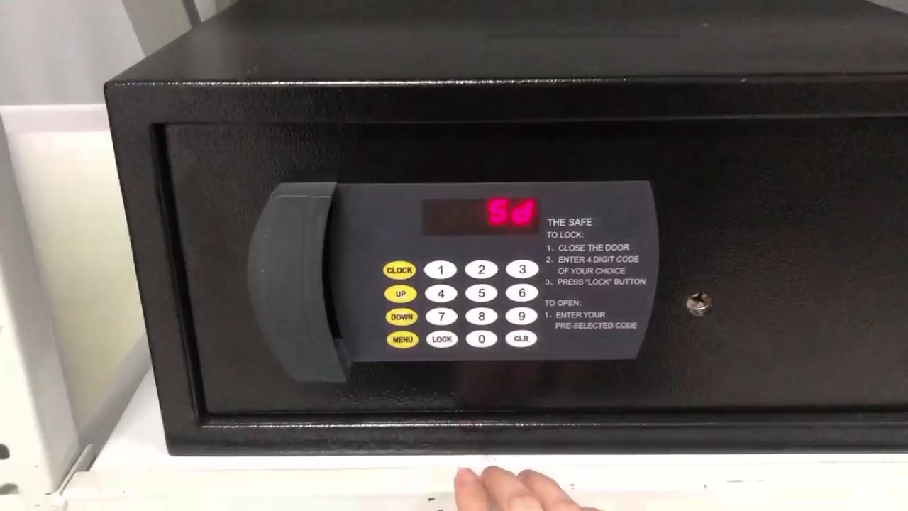 Digital Hotel Safe for 15" Laptops (RM230F)